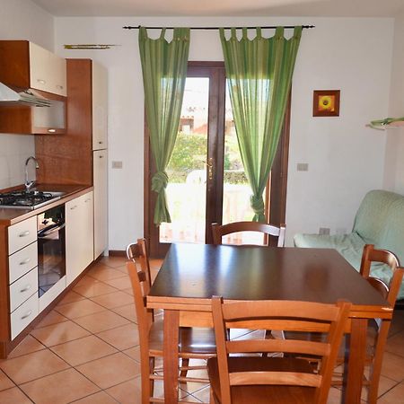 Iss Travel, Ambra Apartments - 800 M From La Cinta Beach San Teodoro  Eksteriør billede