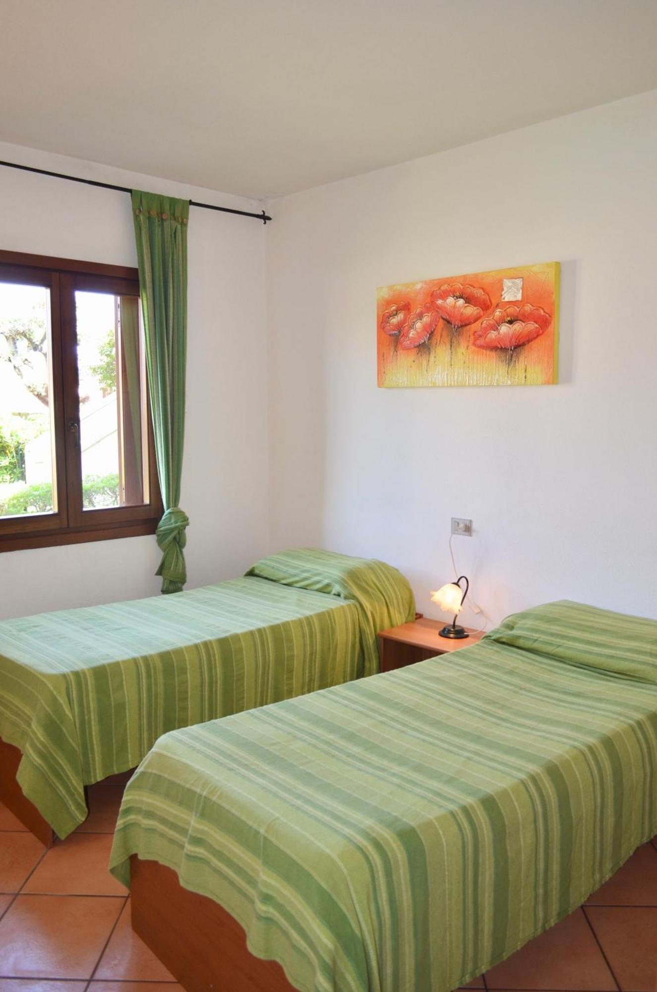 Iss Travel, Ambra Apartments - 800 M From La Cinta Beach San Teodoro  Eksteriør billede